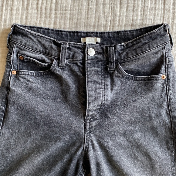 H&M slim leg jeans size 4 - Picture 3 of 8